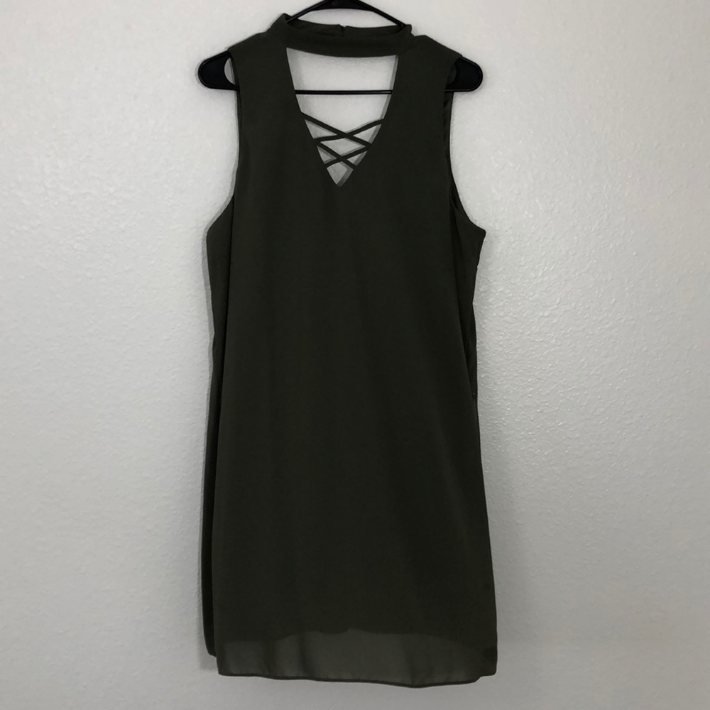 BCX Sleeveless Shift Dress